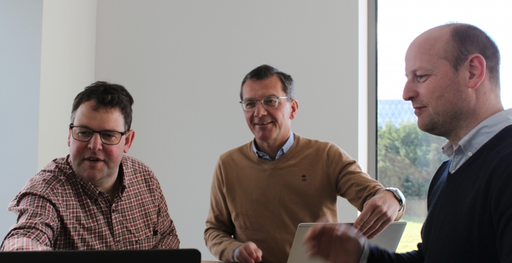 savaco experts aan het praten over digitale transformatie